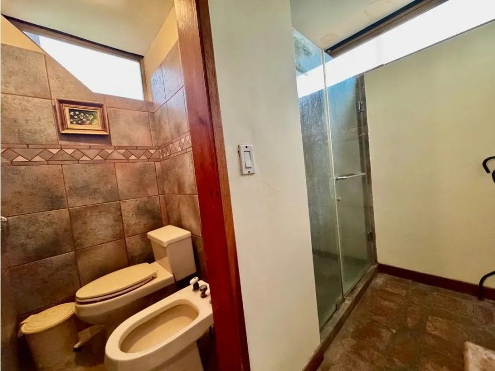 Se vende casa 950m2 6h+s/7b/7p La Union - 20