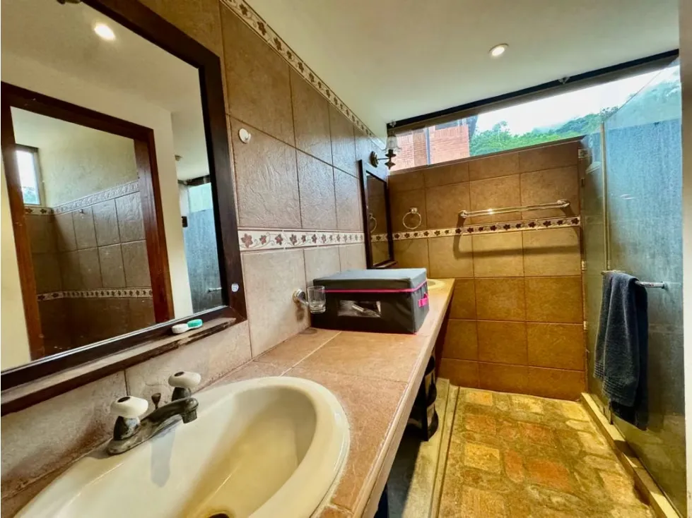 Se vende casa 950m2 6h+s/7b/7p La Union - 33