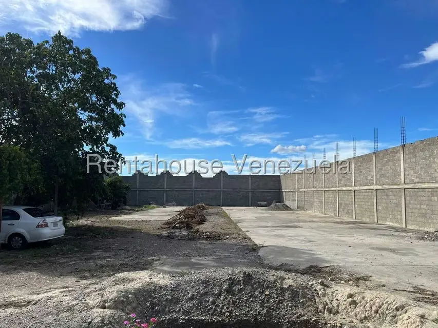 Local Comercial en Alquiler en Parroquia Juan Bautista Rodriguez, Lara - 4