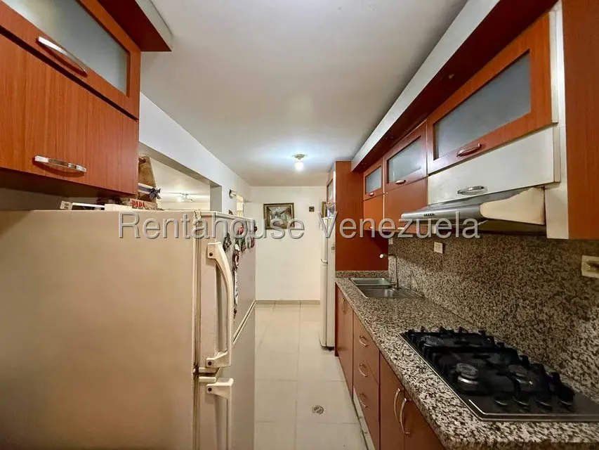 Apartamento (1 Nivel) en Venta en Zona Oeste, Lara - 12