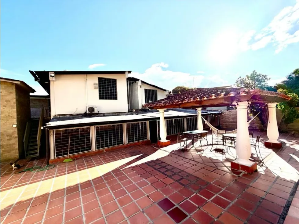 Se vende casa 580m2 4h+s+ch/8b/3p El Cafetal - 6