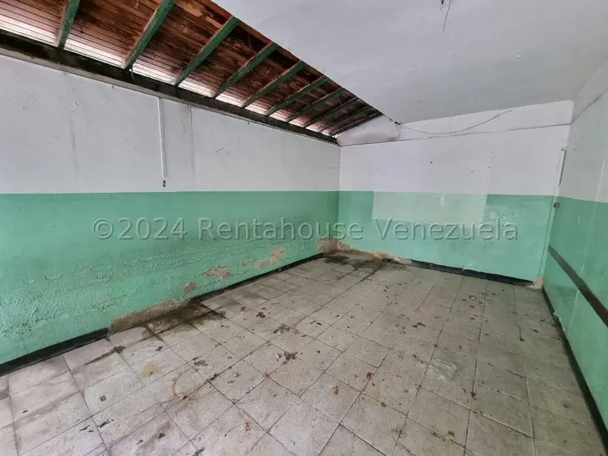Terreno (Comercial) en Venta en Parroquia Catedral, Lara - 13