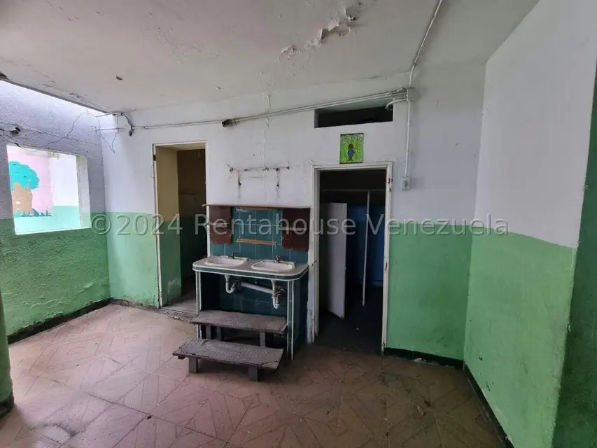 Terreno (Comercial) en Venta en Parroquia Catedral, Lara - 23