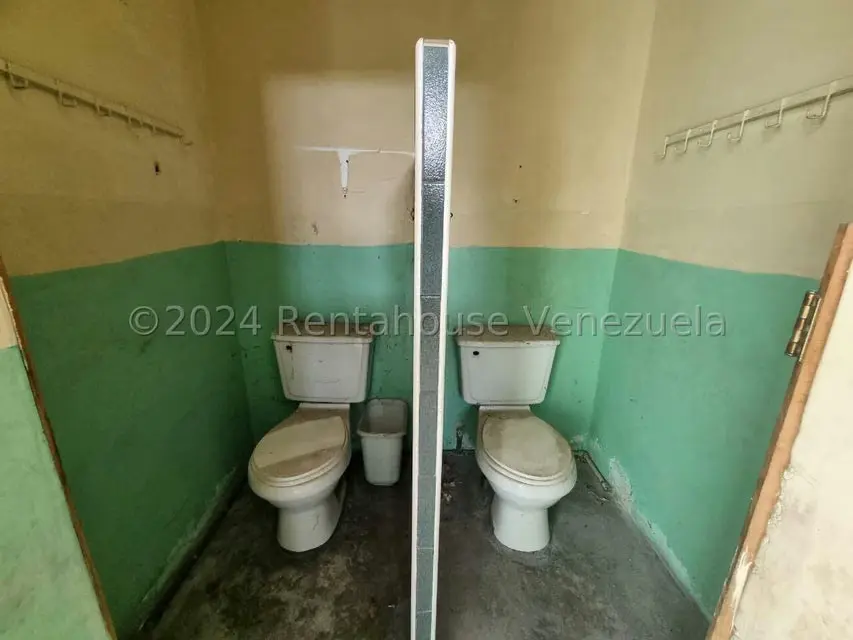 Terreno (Comercial) en Venta en Parroquia Catedral, Lara - 24