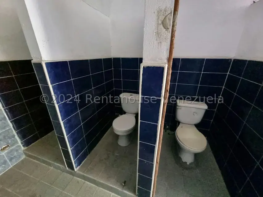 Terreno (Comercial) en Venta en Parroquia Catedral, Lara - 28