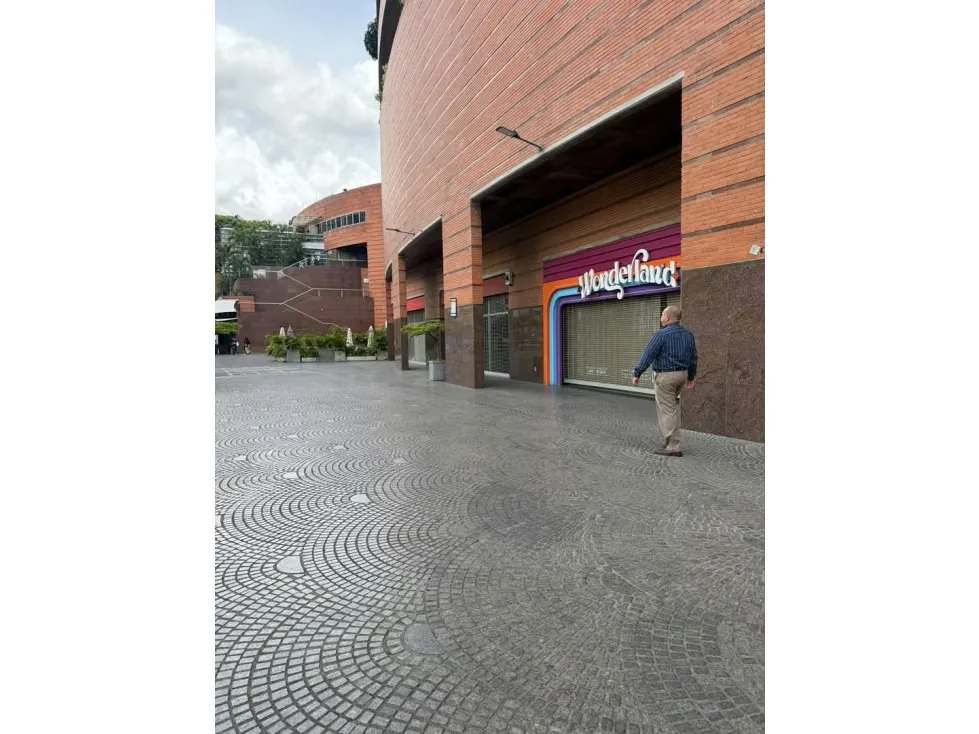 Se alquila Local Comercial 175m² La Castellana - 2
