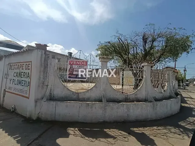 Terreno en venta en la Urbanización San Francisco, Avenida 25