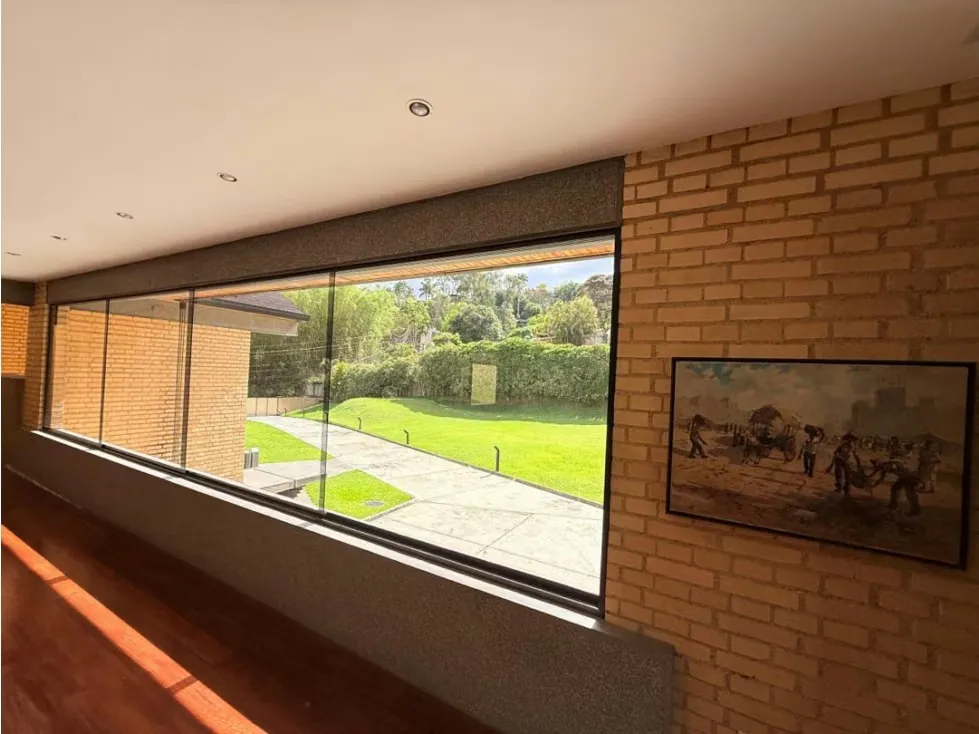 Se vende casa 560m2 3h+s/5b/8p Oripoto - 2