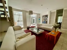 View 25