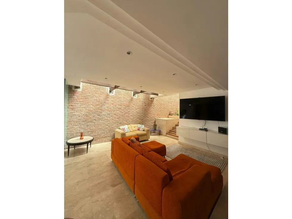 Vendo/aqluilo casa 1200m2 La Unión 0816 - 4