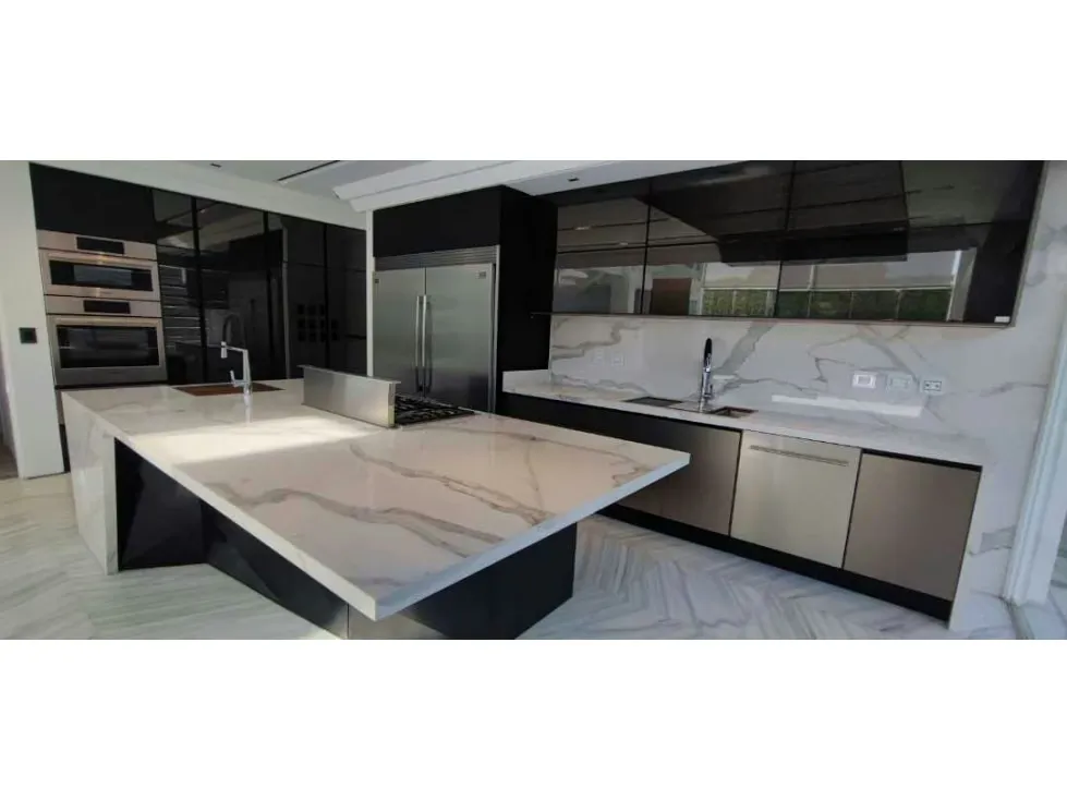 Se vende casa 500m2 La Floresta 3768 - 11