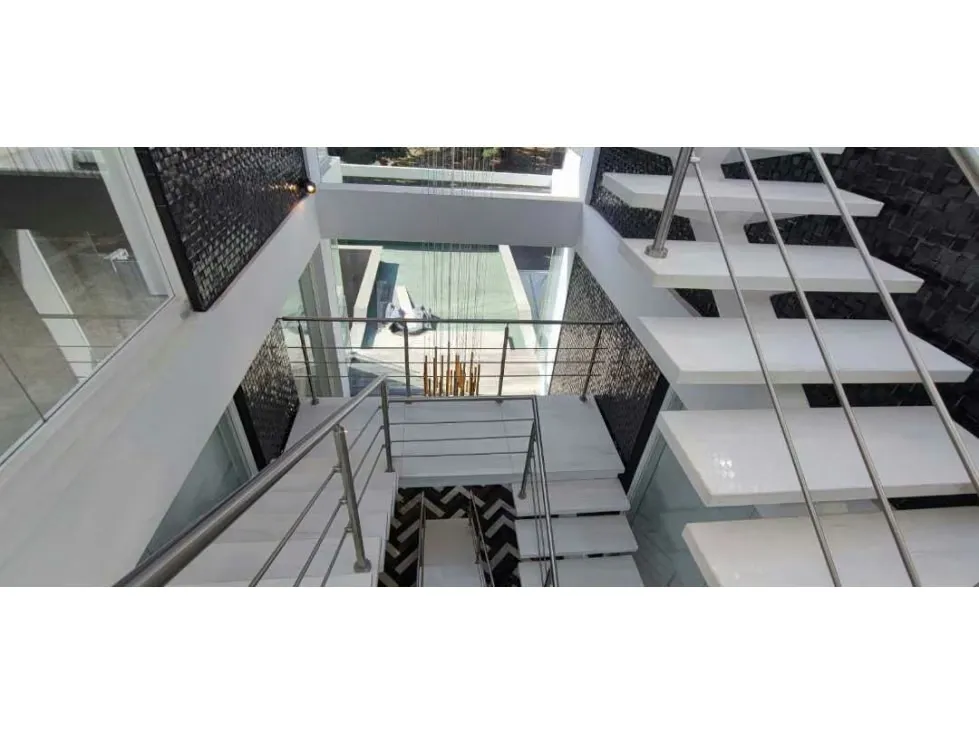Se vende casa 500m2 La Floresta 3768 - 22