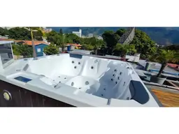 Vista 24