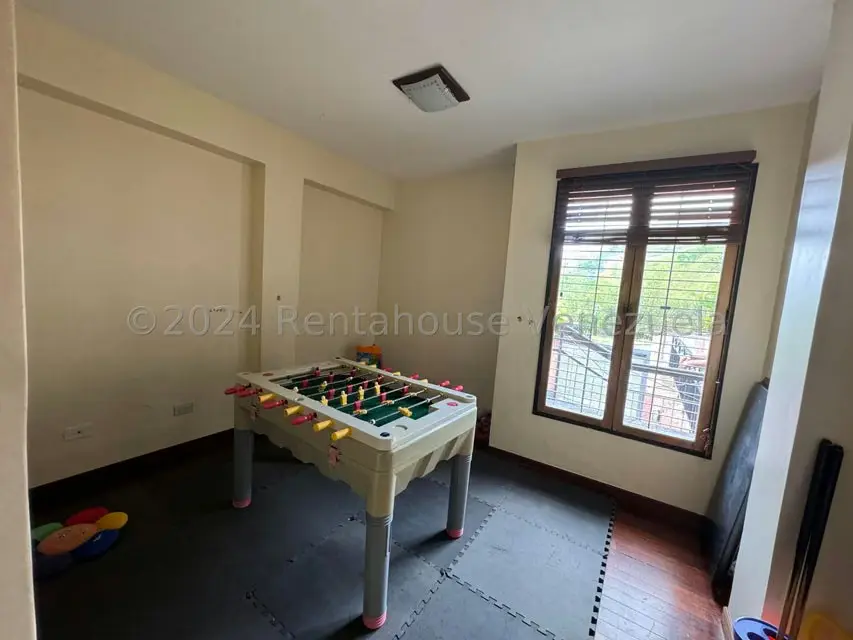 Casa (Duplex) en Venta en Los Anaucos, Miranda - 11