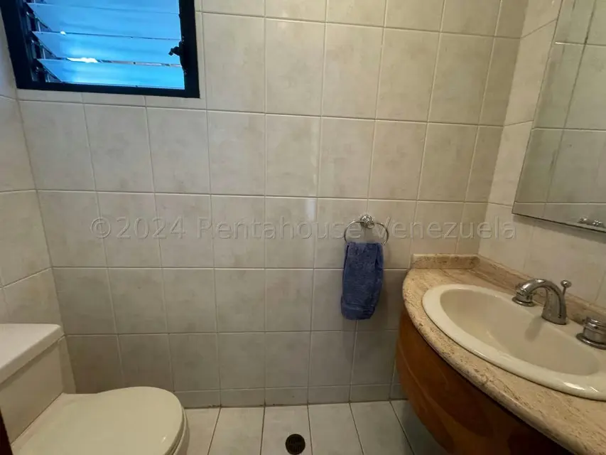 Casa (Duplex) en Venta en Los Anaucos, Miranda - 12