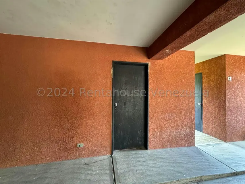 Casa (Duplex) en Venta en Los Anaucos, Miranda - 26