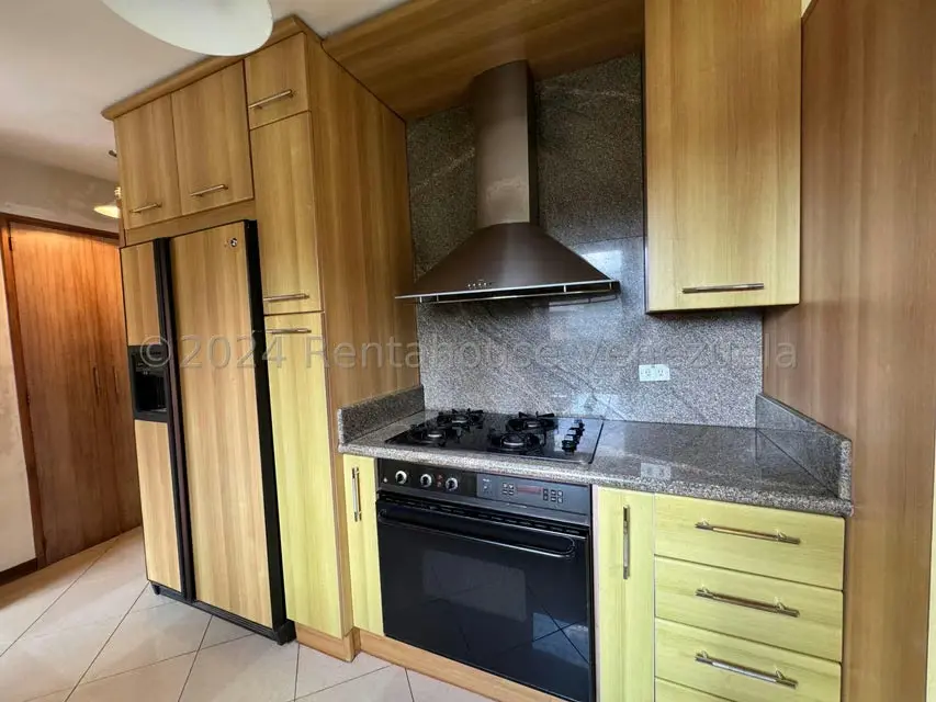 Casa (Duplex) en Venta en Los Anaucos, Miranda - 5