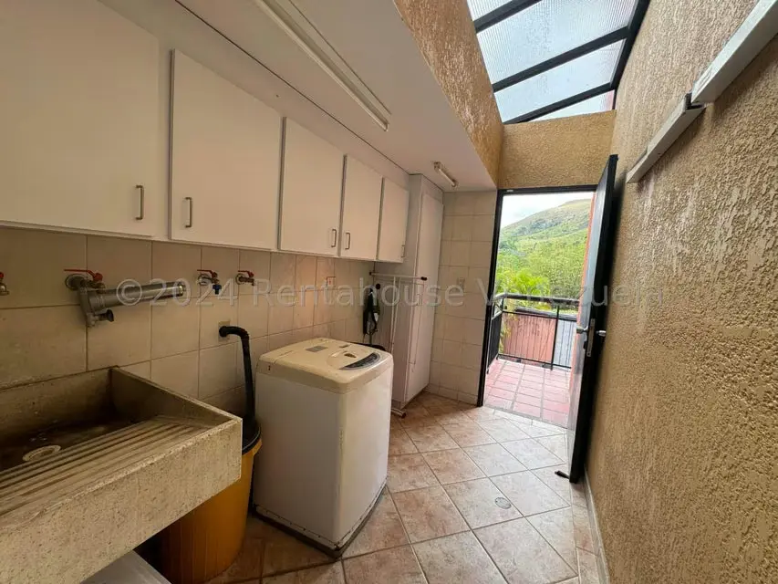 Casa (Duplex) en Venta en Los Anaucos, Miranda - 9