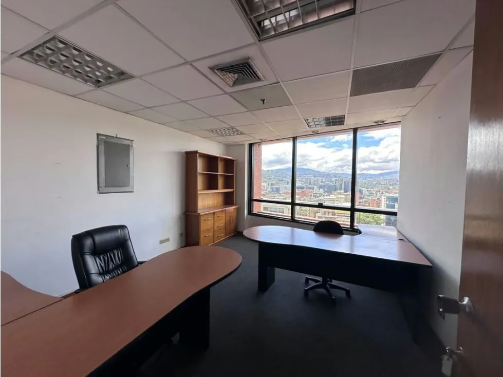 Se alquila oficina 781m2. Chacao - 9