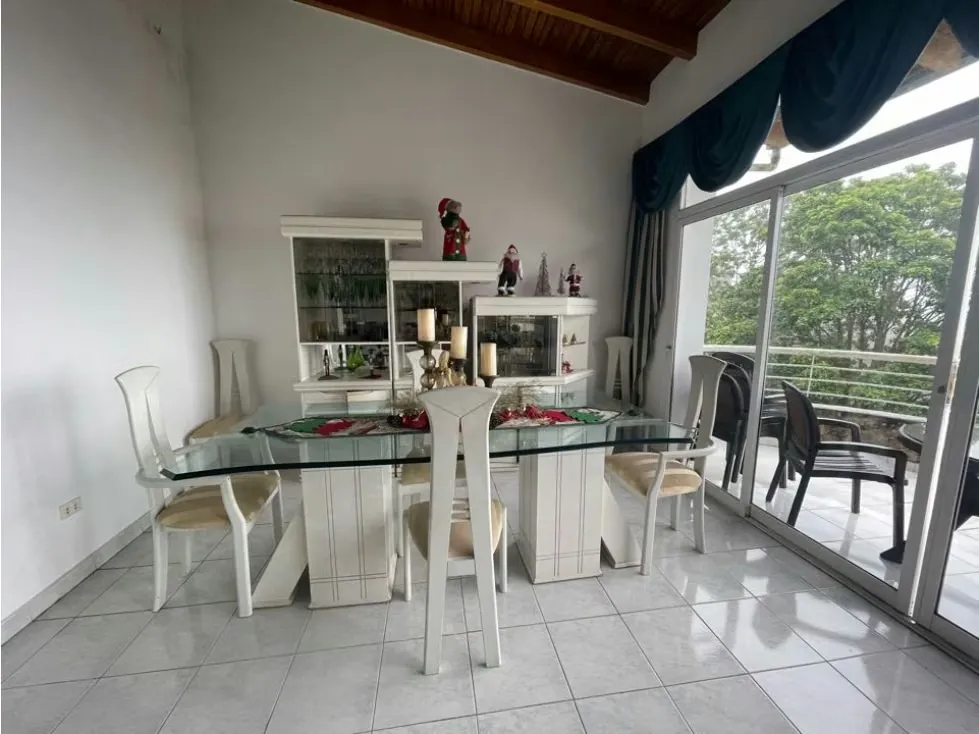 Vendo casa de 4 niveles 450m2 La Union 7004 - 4