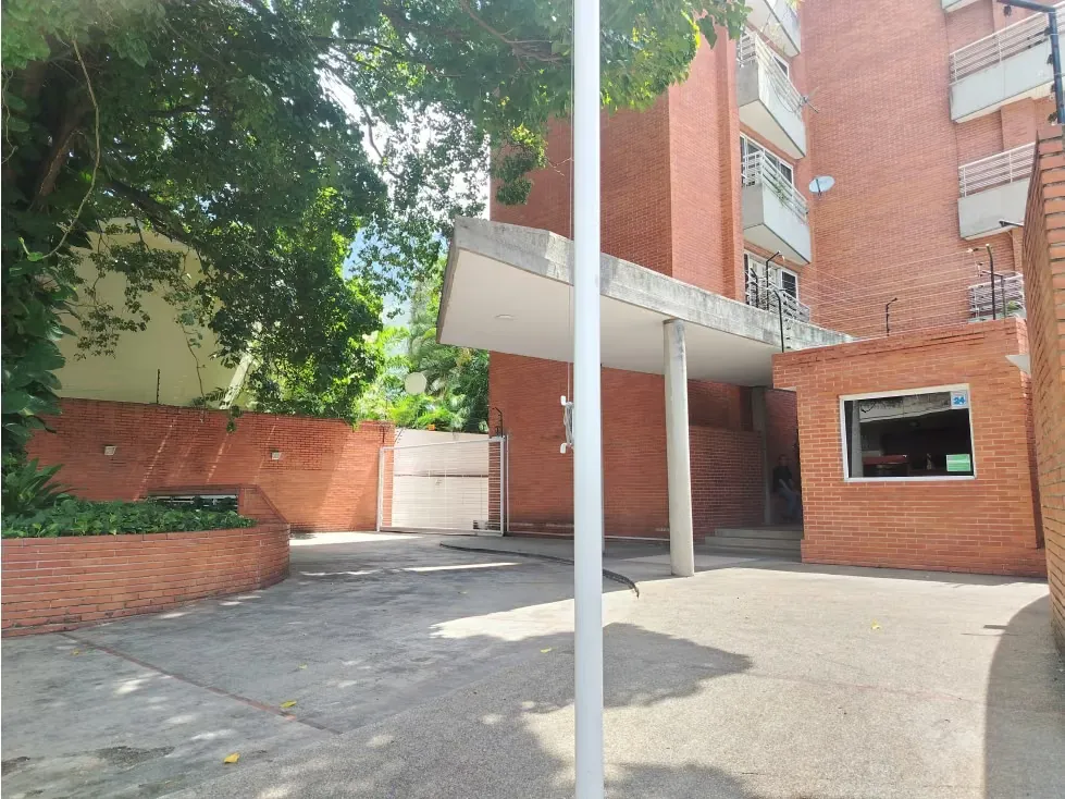 Alquilo Ph duplex, sin amoblar en Altamira
