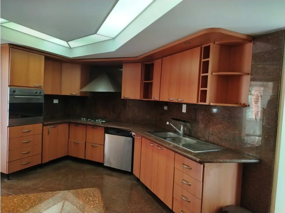 Alquilo Ph duplex, sin amoblar en Altamira - 2