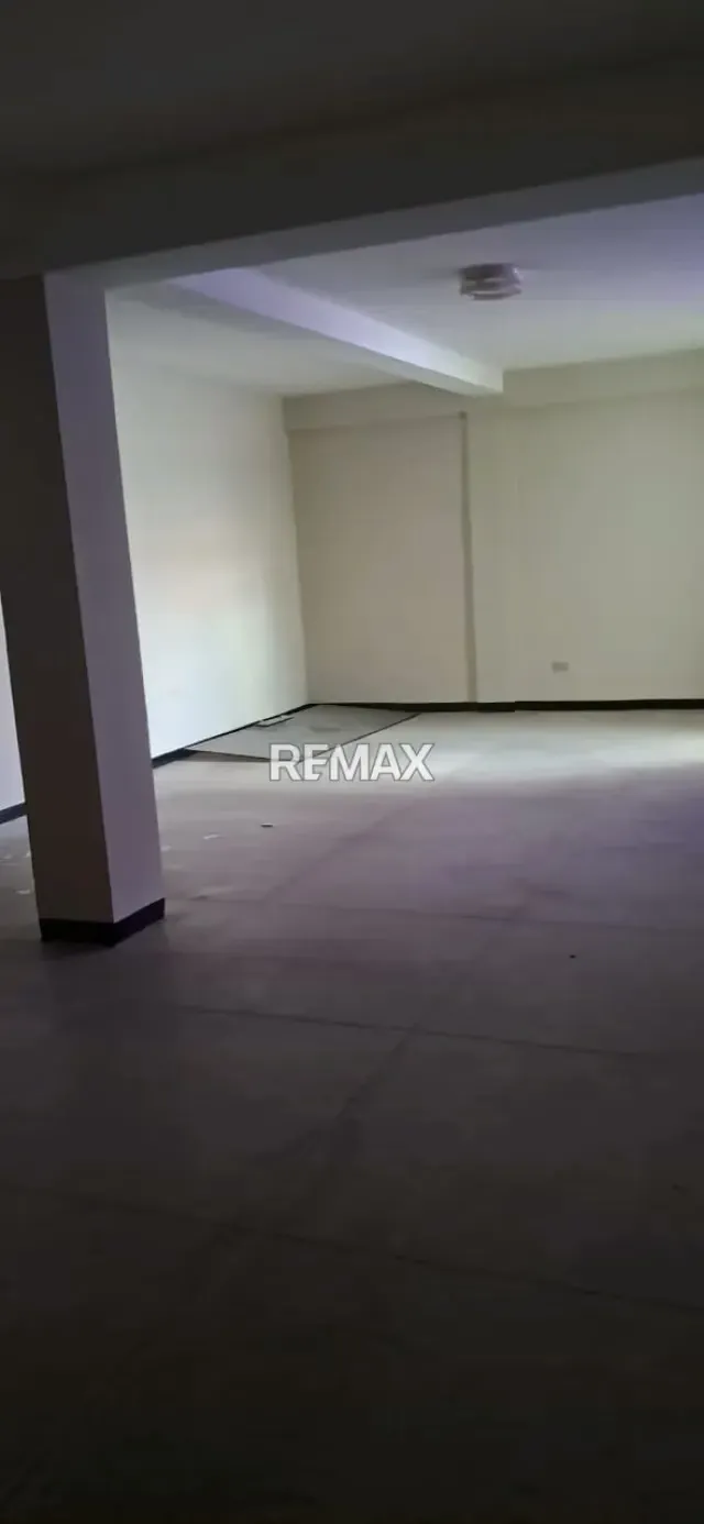 Se alquila Local de 50 metros cuadrados zona Centro de Maracay - 5