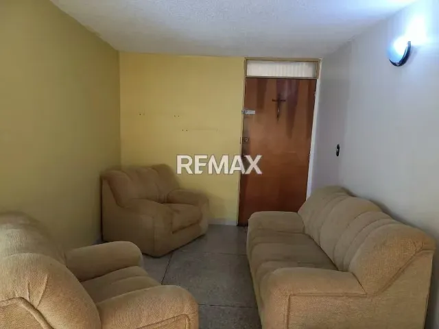 Apartamento en Alquiler La Mora