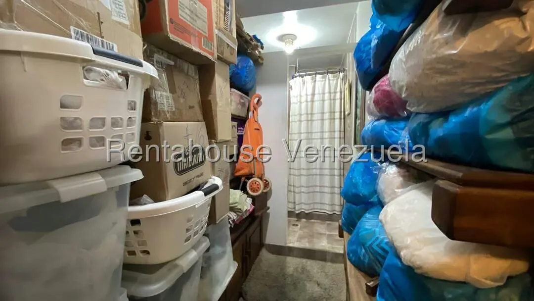 Apartamento (1 Nivel) en Venta en Los Samanes, Distrito Metropolitano - 24