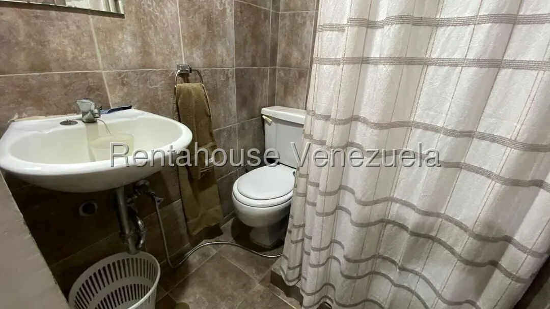 Apartamento (1 Nivel) en Venta en Los Samanes, Distrito Metropolitano - 25
