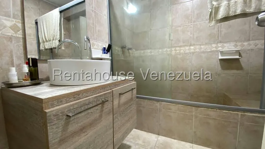 Apartamento (1 Nivel) en Venta en Los Samanes, Distrito Metropolitano - 34