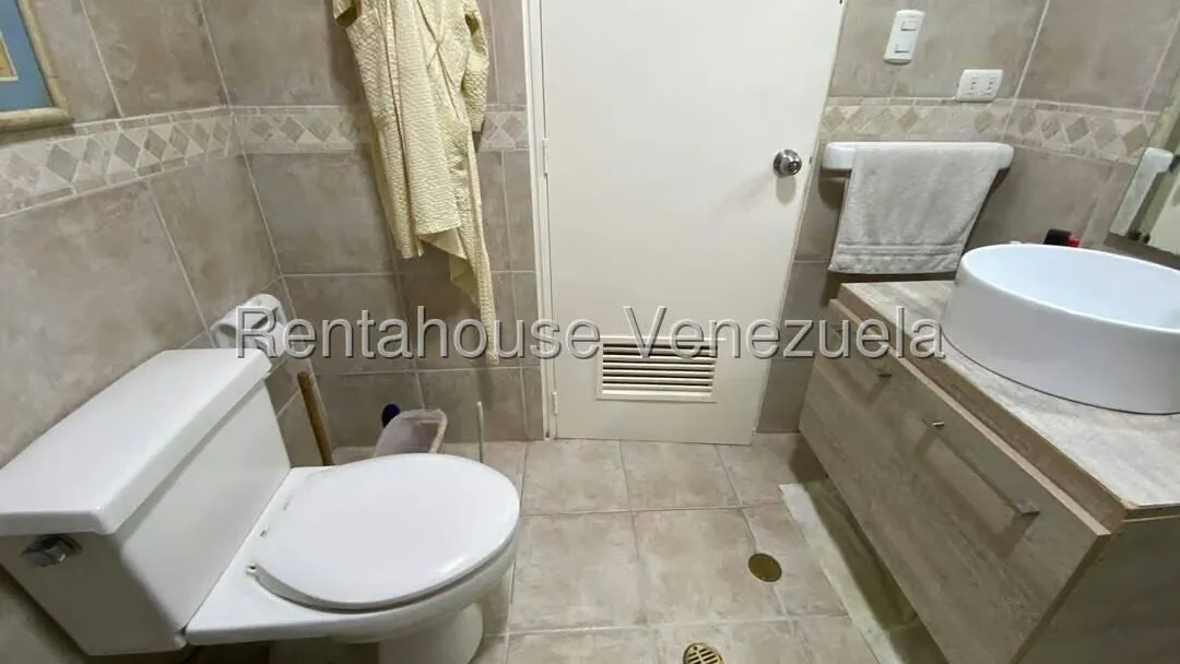 Apartamento (1 Nivel) en Venta en Los Samanes, Distrito Metropolitano - 35