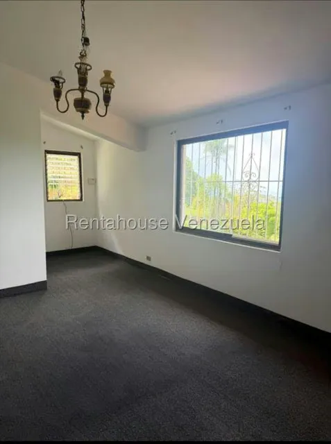 Casa (Duplex) en Alquiler en Oripoto, Distrito Metropolitano - 44