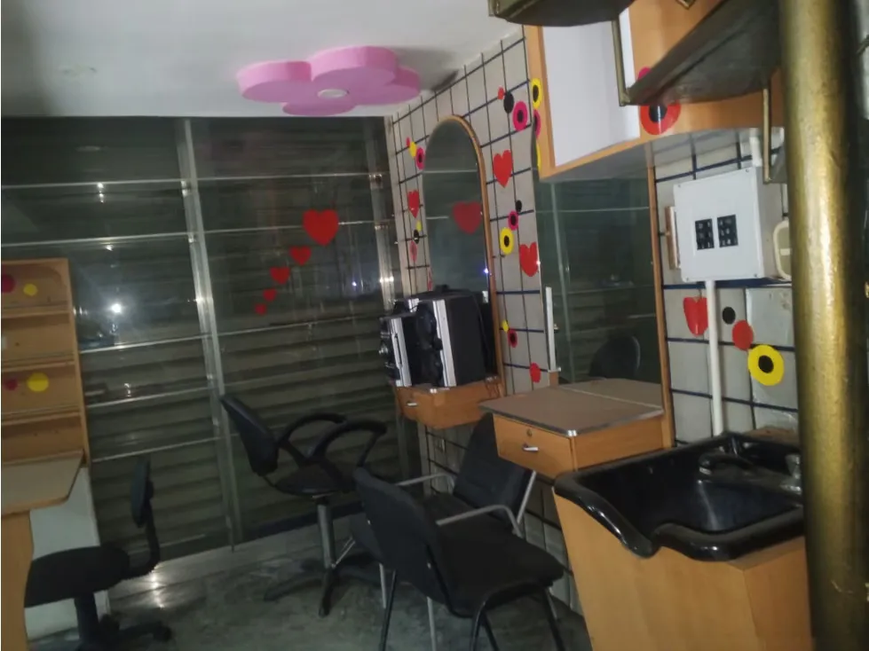 ALQUILER DE LOCAL COMERCIAL EN LA BANDERA DE 17.5 M2 - 3