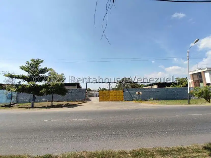 Comercial (Galpon - Deposito) en Venta en Zona Industrial Saman de Guere, Aragua