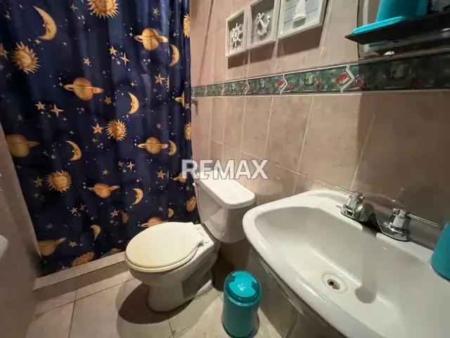SE VENDE CASA VACACIONAL EN EL CONJUNTO ARCOIRIS II , CIUDAD FLAMINGO, CHICHIRIVICHE. - 9