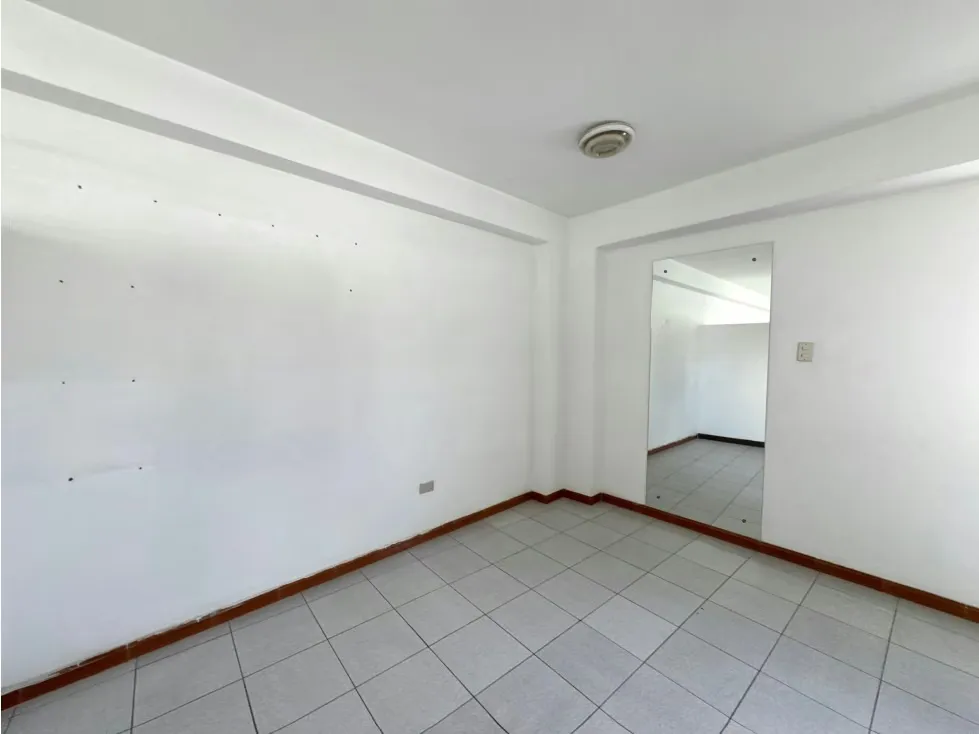 Edificio comercial en venta en el pueblo de Baruta - 13