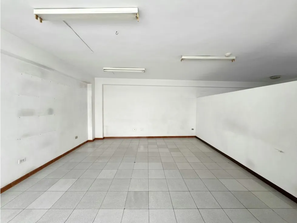 Edificio comercial en venta en el pueblo de Baruta - 15