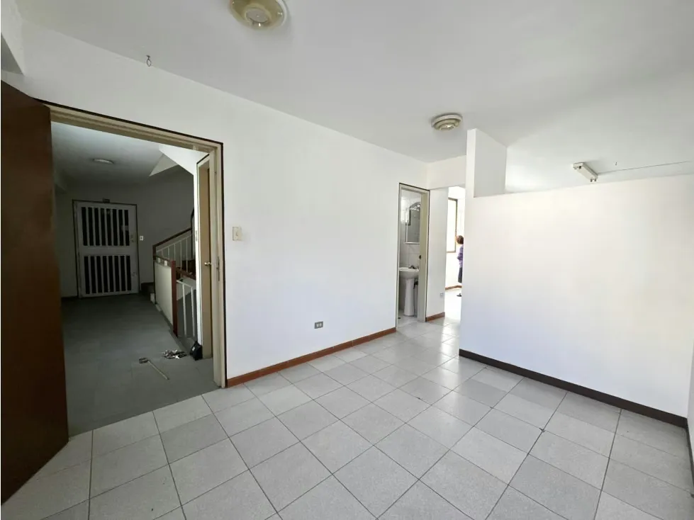 Edificio comercial en venta en el pueblo de Baruta - 23