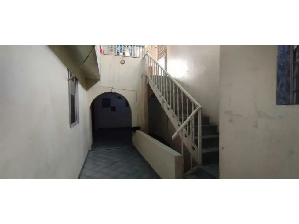 CASA EN VENTA - URB EL CEMENTERIO - 7
