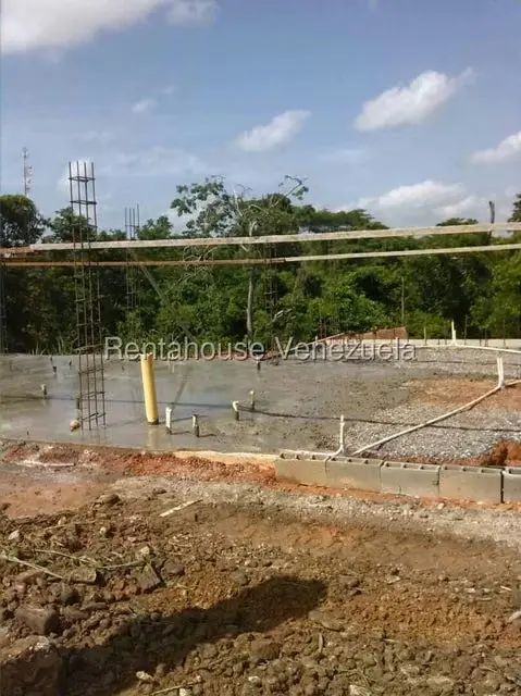Terreno (Comercial) en Venta en Higuerote, Miranda - 2