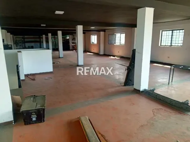 LOCAL COMERCIAL EN VENTA CABIMAS - 2