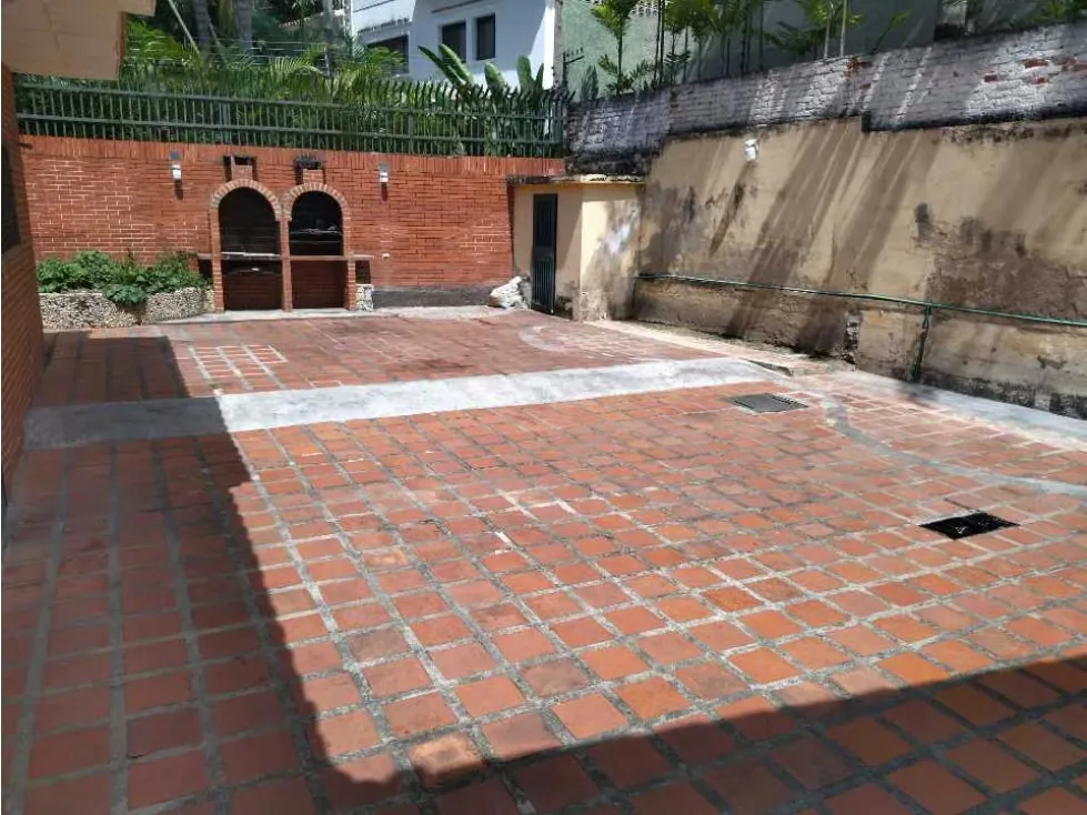 En venta casa 450m2 4h/2b/ 8p Altamira - 23