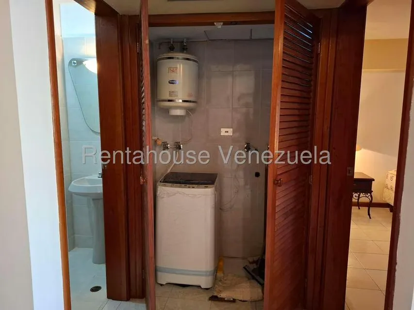 Apartamento (1 Nivel) en Alquiler en Los Mangos, Carabobo - 13