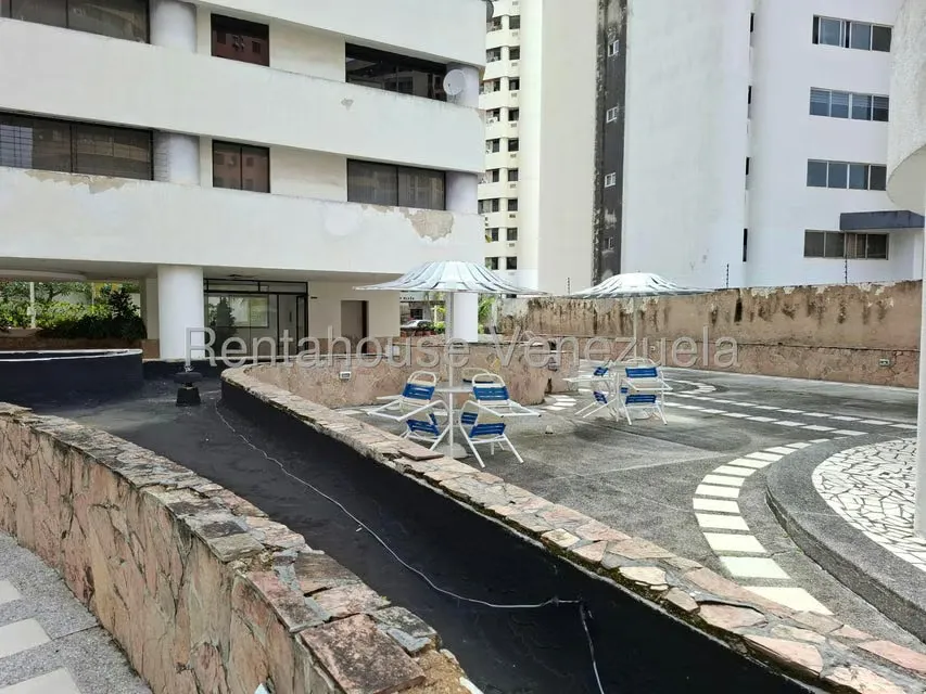 Apartamento (1 Nivel) en Alquiler en Los Mangos, Carabobo - 27
