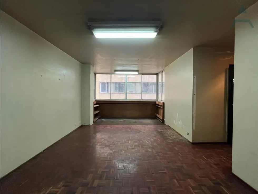 Se alquila oficina 54,87m² El Rosal