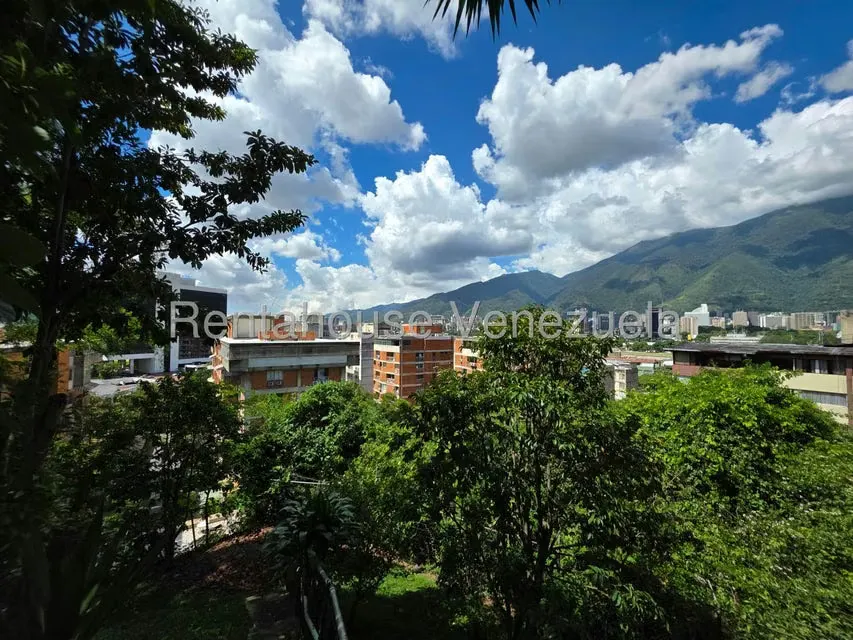 Casa (Multipes Niveles) en Venta en Chuao, Distrito Metropolitano - 25