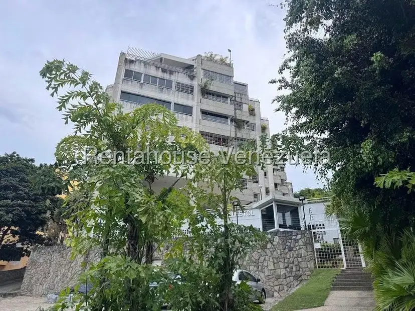 Apartamento (1 Nivel) en Alquiler en Colinas de Valle Arriba, Distrito Metropolitano