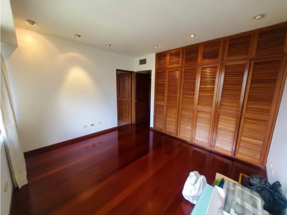 En Venta Apartamento en Los Chorros. Sucre - Caracas - 35