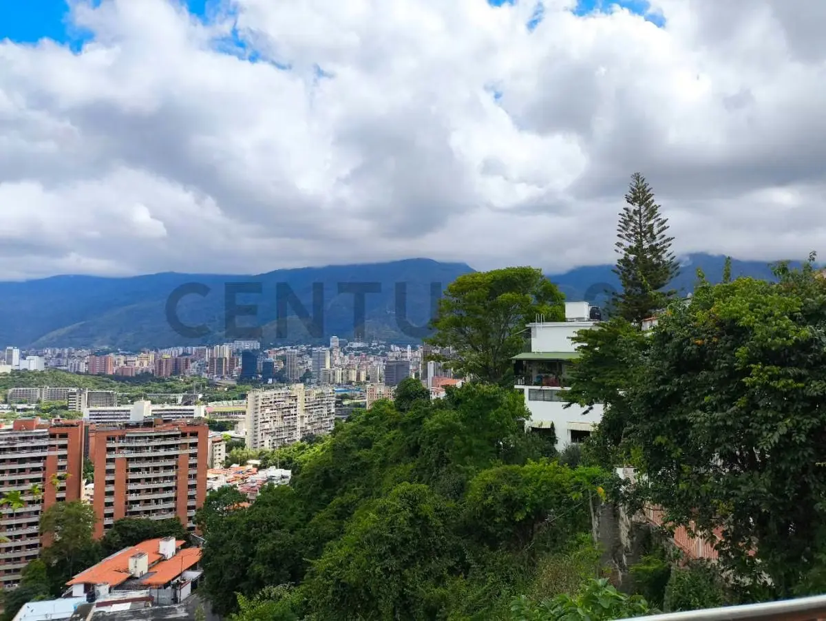 Residencia de 700 m² con vista al Ávila en Colinas de Los Chaguaramos - 62